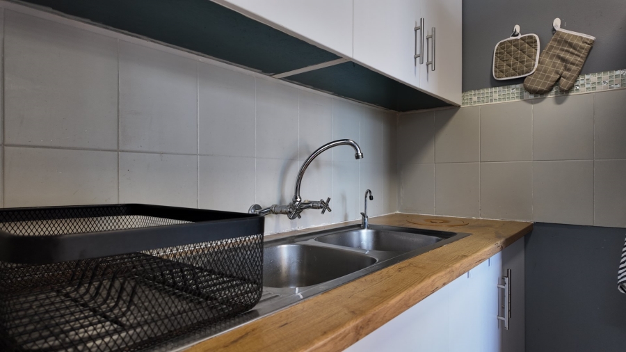 4 Bedroom Property for Sale in Heather Park Western Cape
